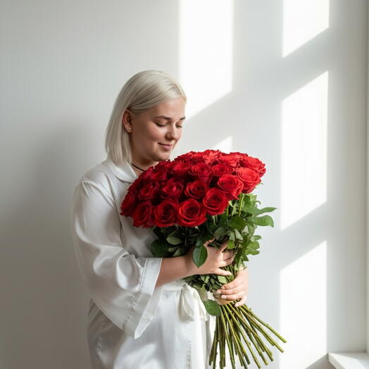 Высокие красные розы