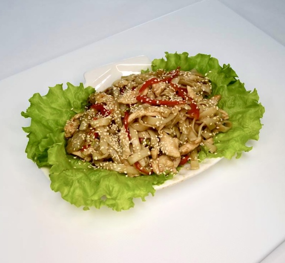 Wok с курицей удон