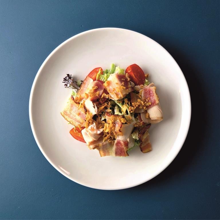 Салат с индейкой