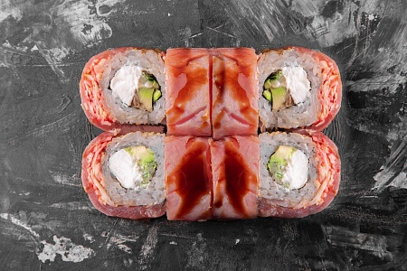 Ролл с тунцом и снежным крабом