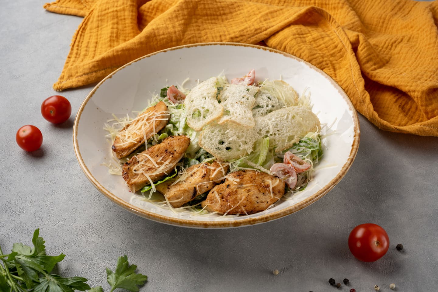 Цезарь с курицей