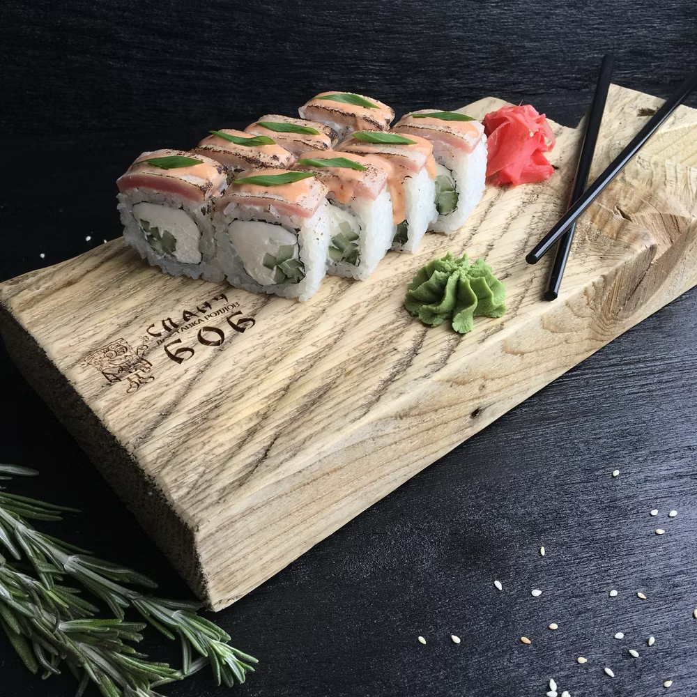 Запеченный ролл Токио с тунцом