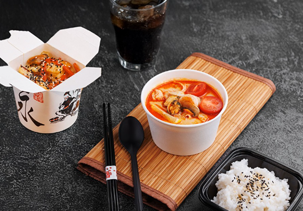 Том-ям с морепродукты, морепродукты в соусе терияки со сливками 300 грамм, «Любимый» кола