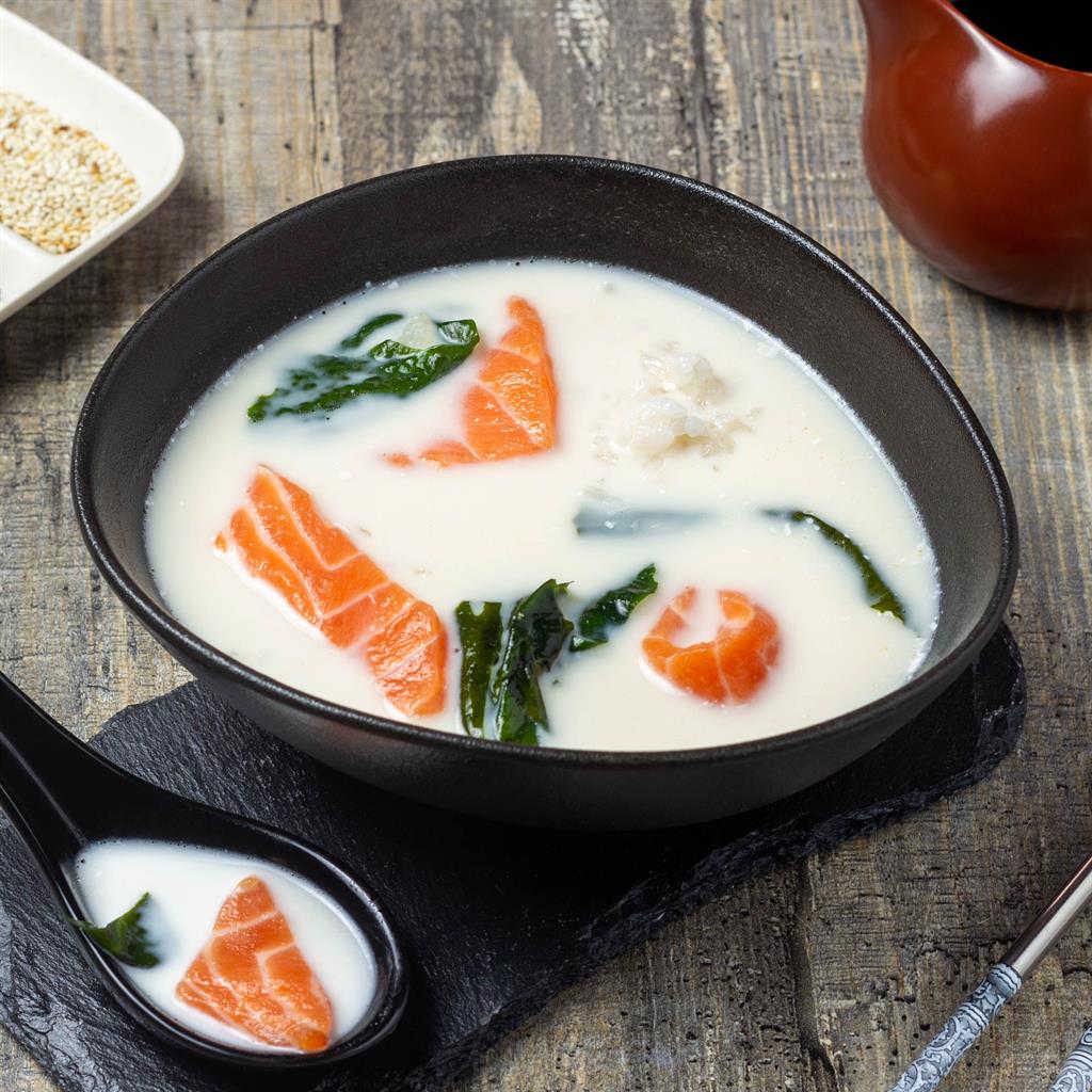 Суп сливочный с лососем