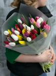 Букет живых цветов - 51 тюльпан микс, размер L, высота 40 см, Голландия | Турбофлора