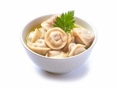 Пельмени вареные ручной лепки