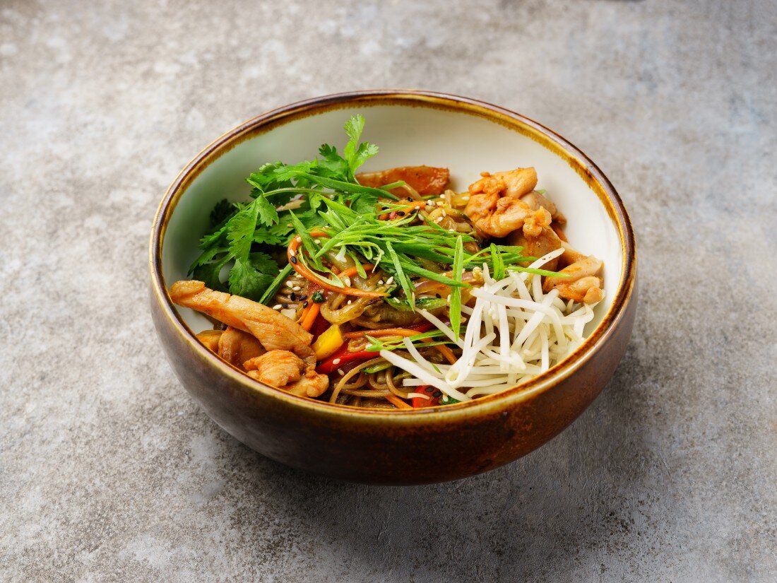 Wok соба с цыпленком 320гр.