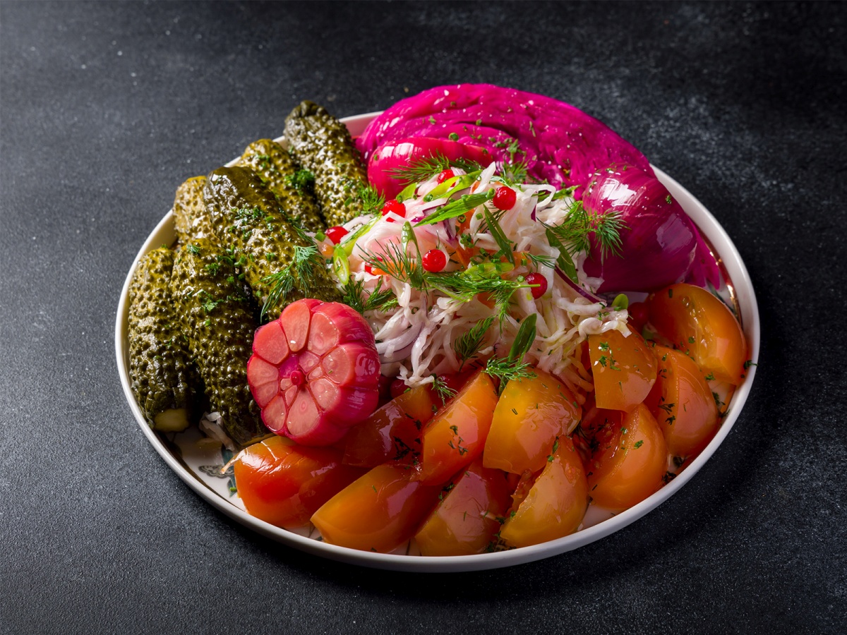 Ассорти из домашних разносолов