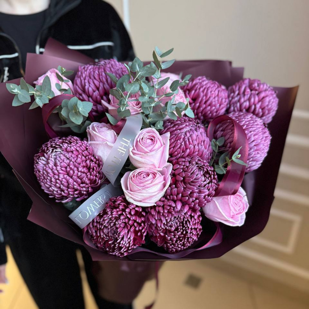 Букет из хризантем и роз Артикул: 2670