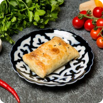 Самса с сыром и зеленью