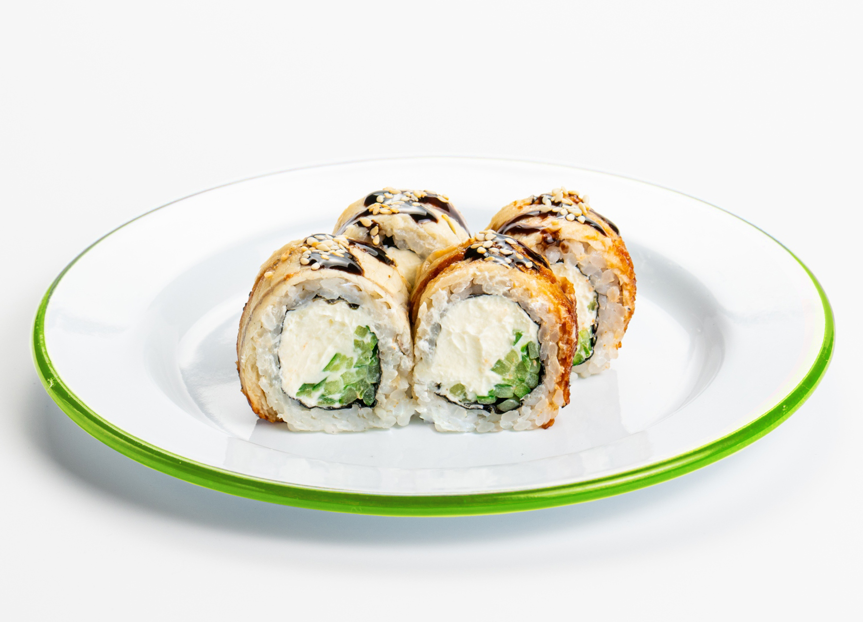 Половинка ролла Филадельфия с угрем