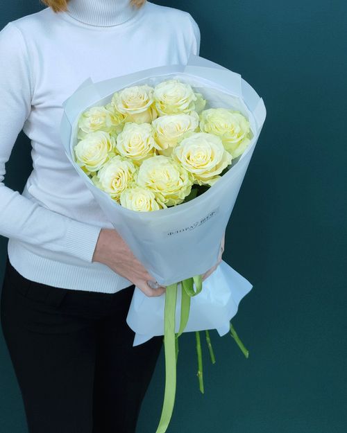 Роза белая Эквадор, 11 штук