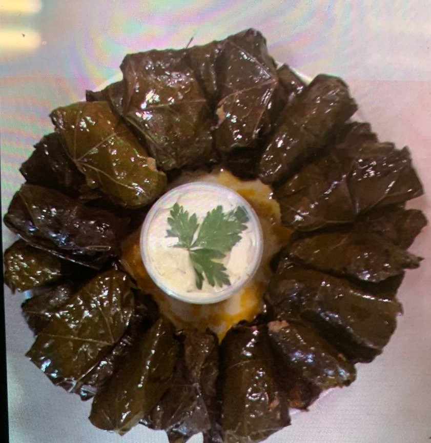 Долма в виноградных листьях 1000г