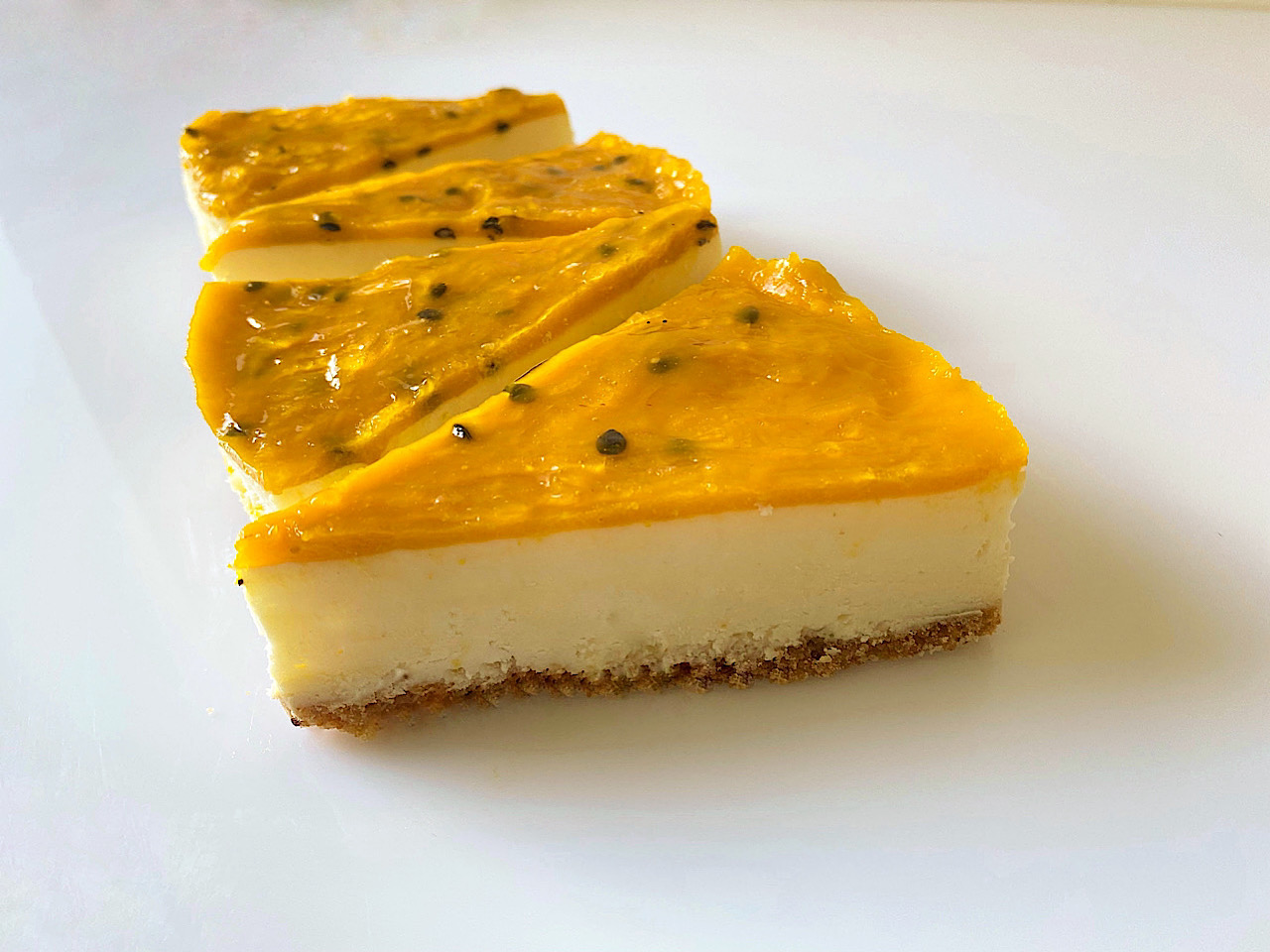Чизкейк Манго/ маракуйя