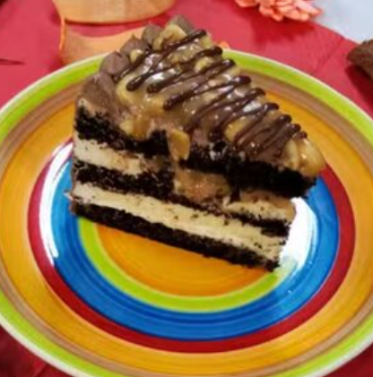 Торт Сникерс