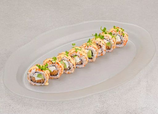 Ролл с лососем и цитрусовым соусом