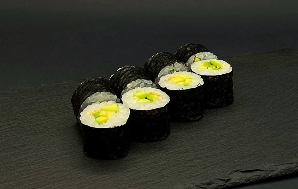 Маки с Авокадо