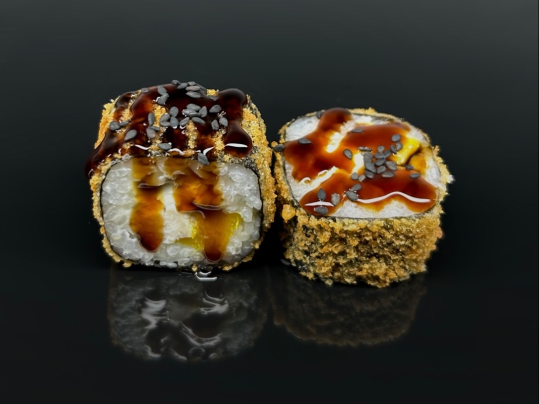 Темпура ролл с манго и курицей