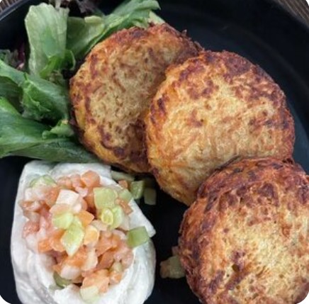 Драники картофельные с тартаром из рыбы