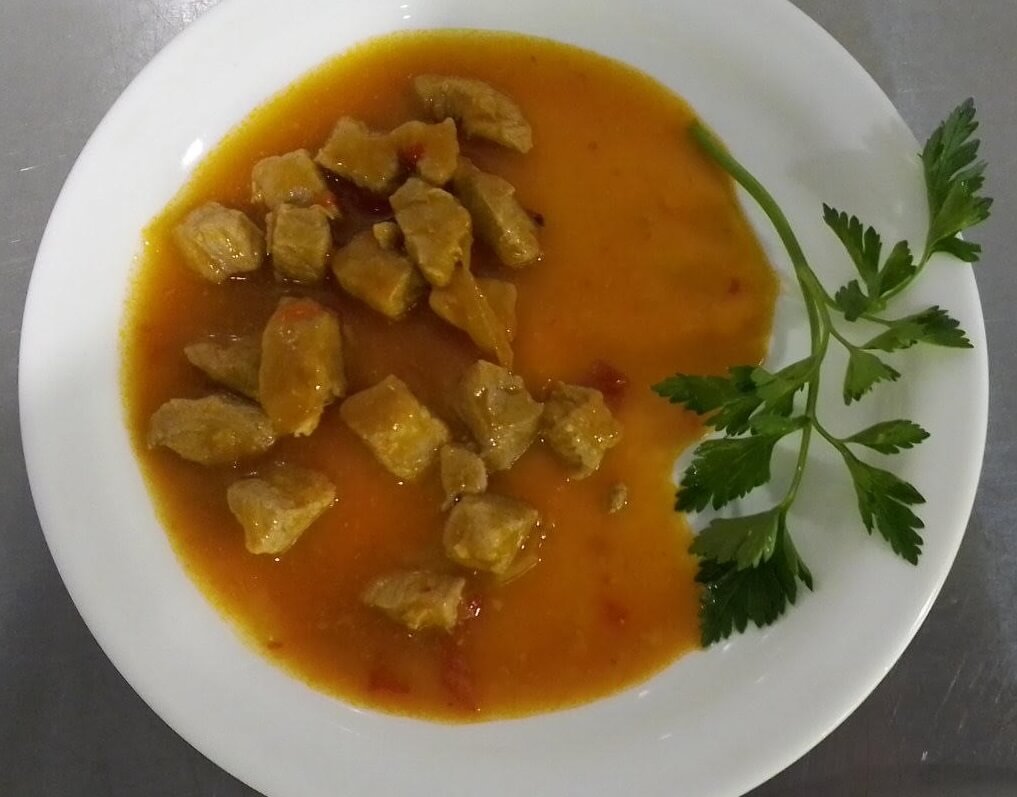 Гуляш по-венгерски из свинины