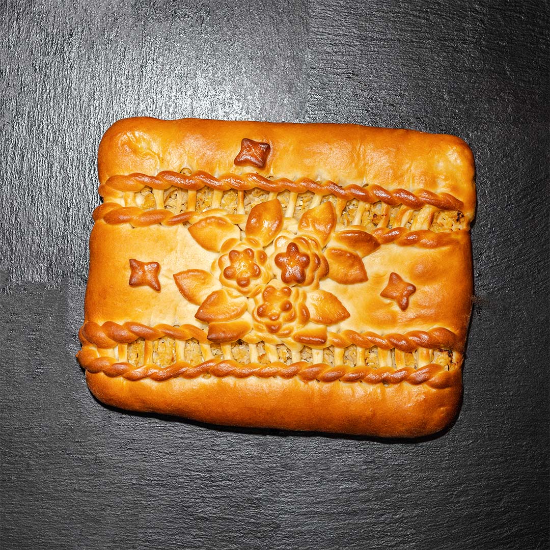 Пирог с морковью и яйцом