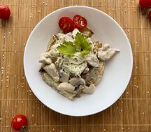 Курочка в сливках с картофелем