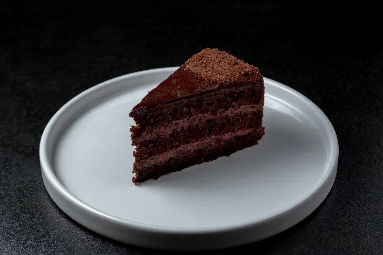 Десерт "Шоколад-черная смородина" 