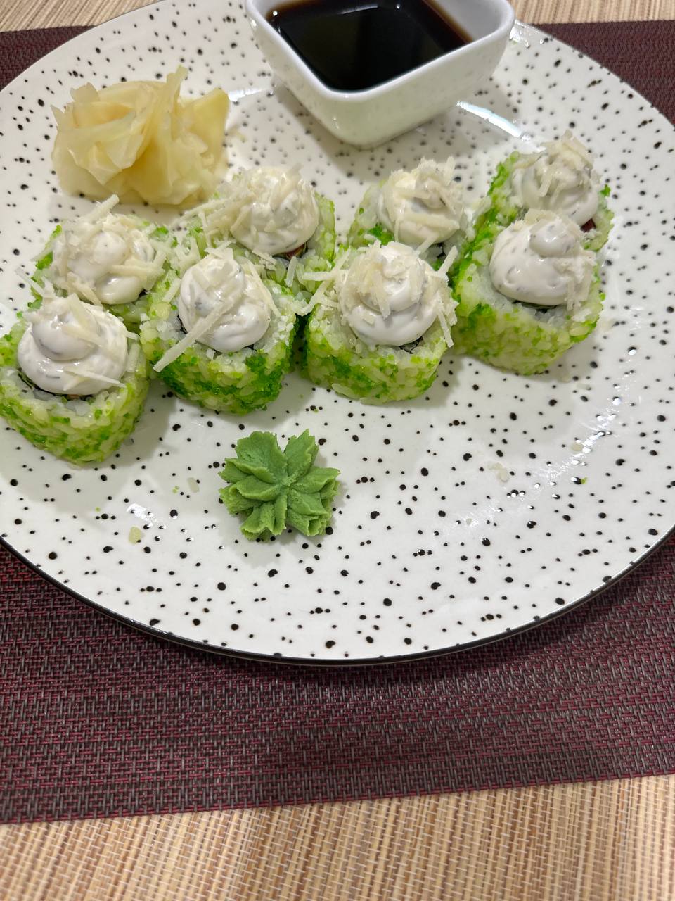 а Ролл  Цезарь холодный