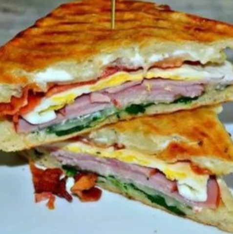 Панини с ветчиной и сыром