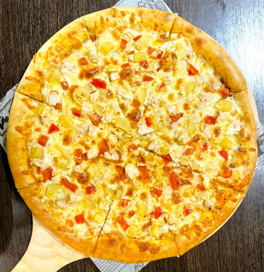 Гавайская 35 см с копченной курицей