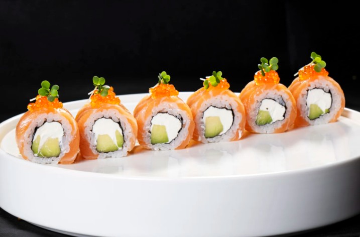 Ролл Филадельфия с Лососем