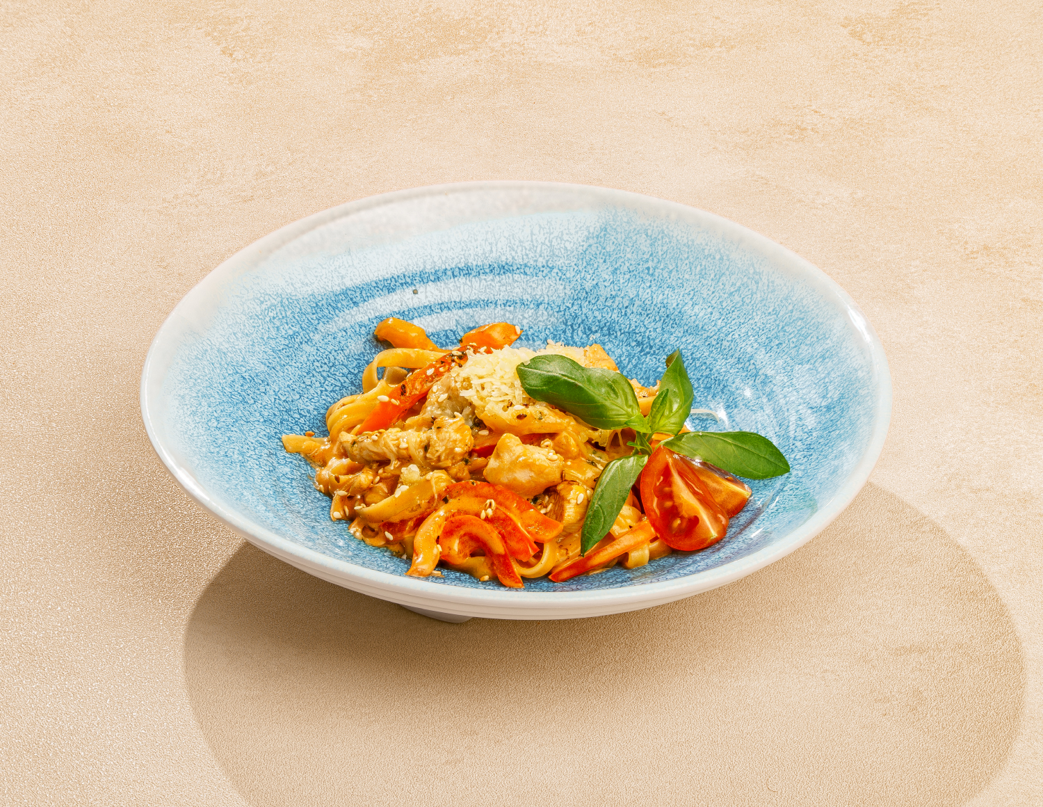 Паста сливочный цыпленок с барбекю