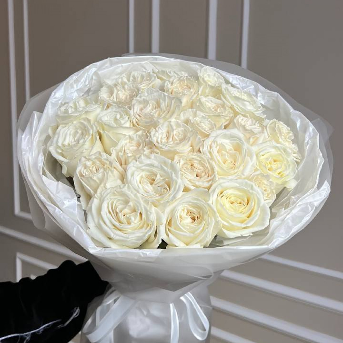 Моно букет из 25 роз Эквадор (предзаказ)  