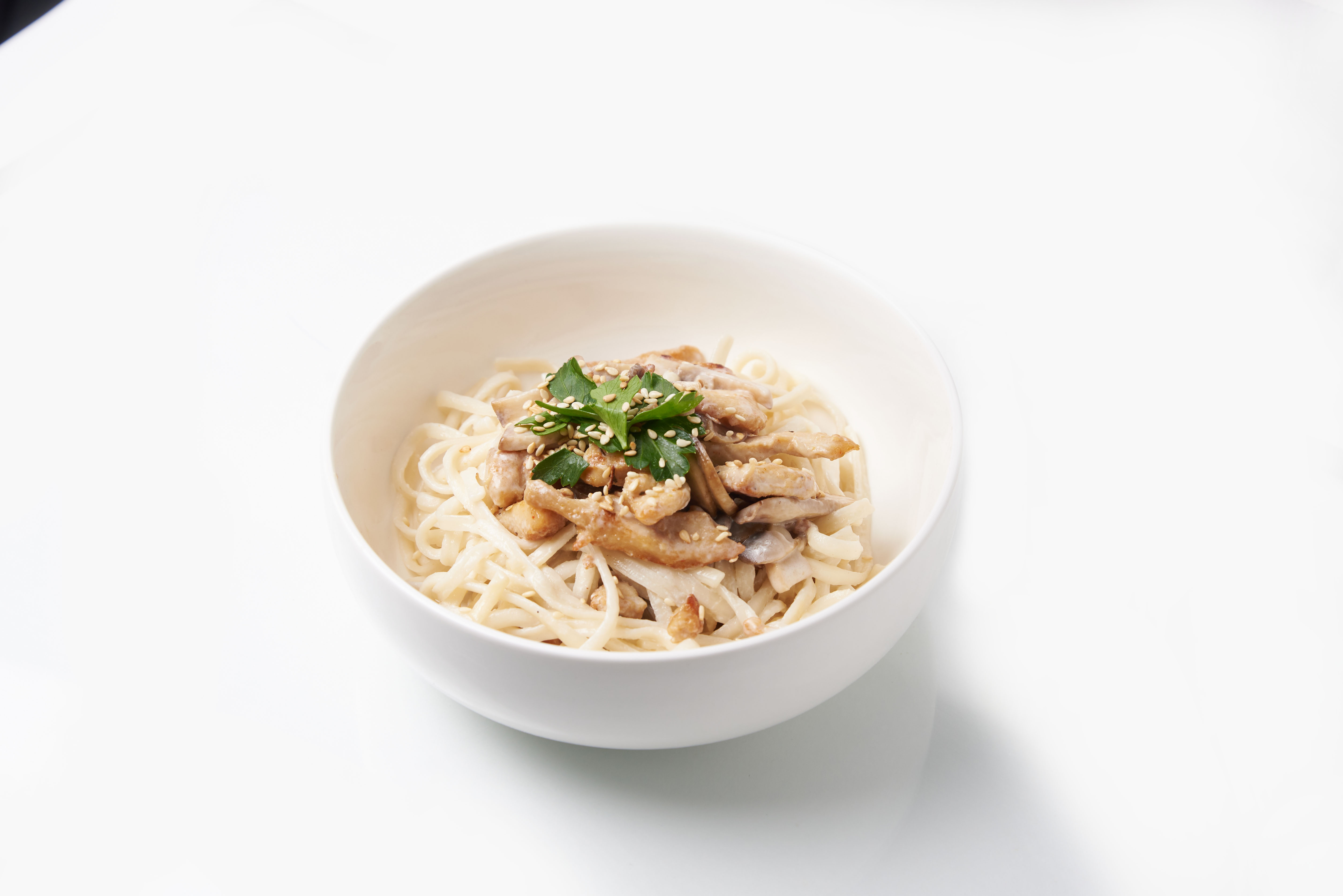 Сливочный удон с курицей