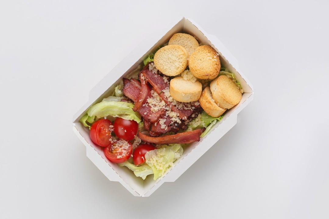 Цезарь с беконом