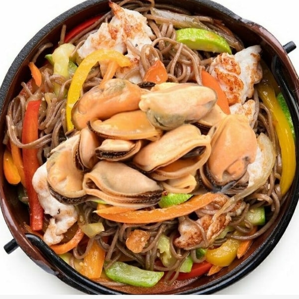 WOK с морепродуктами