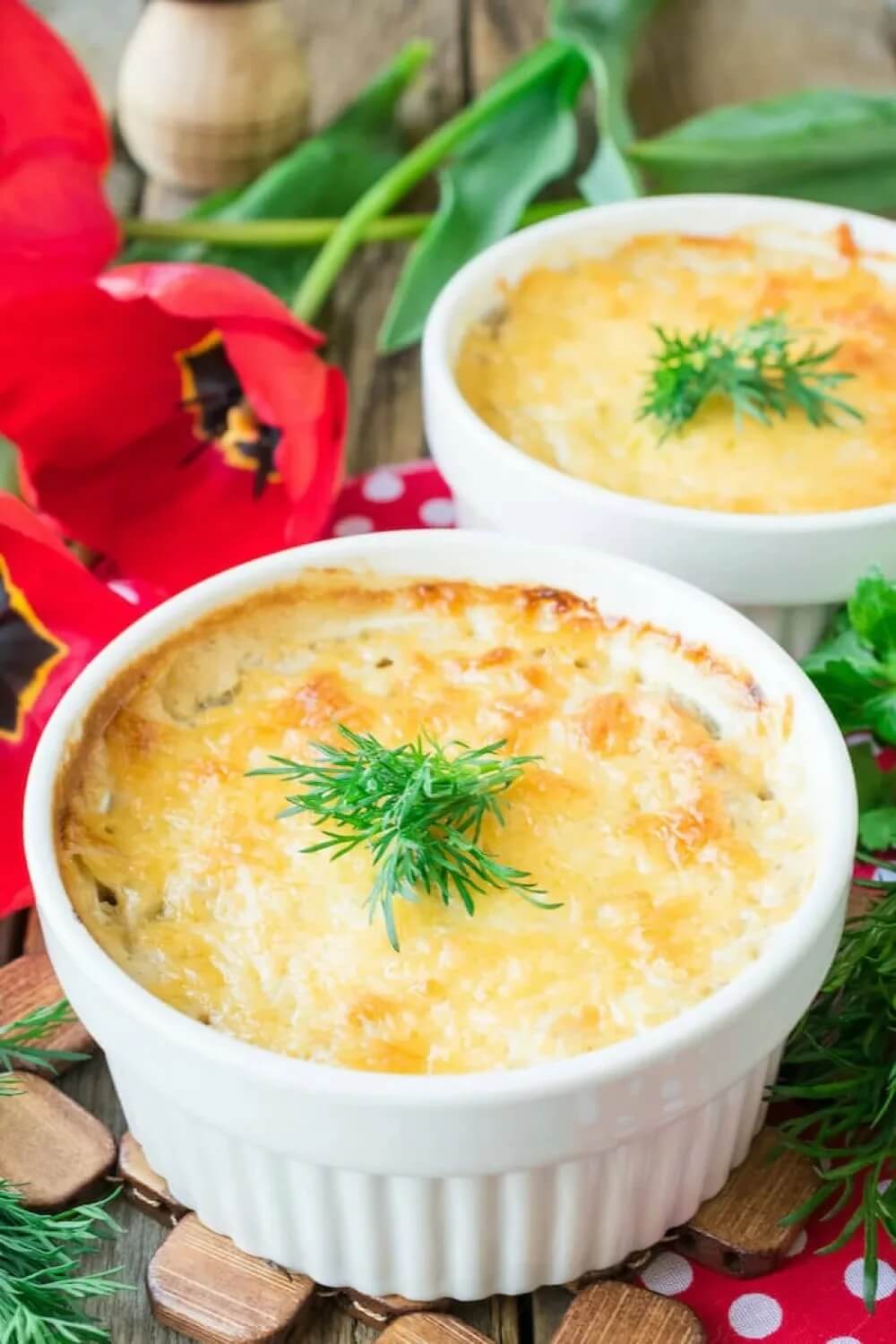 Жульен с курицей и грибами