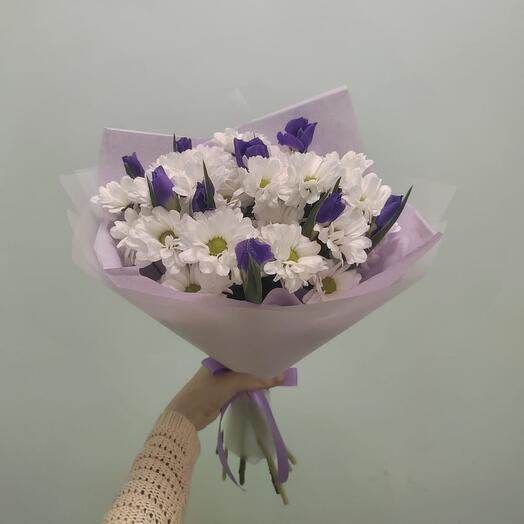 Хризантема с ирисами 