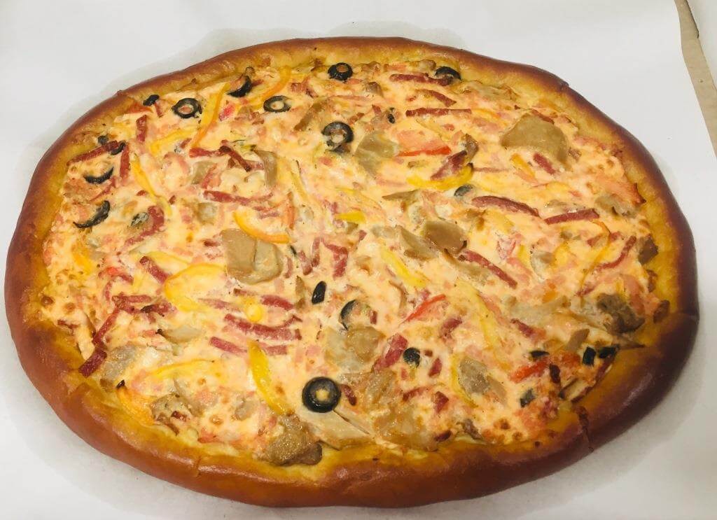 Пицца с ветчиной, кг