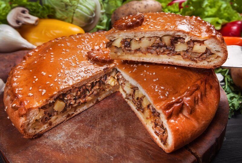 Пирог с грибами и картофелем 1кг