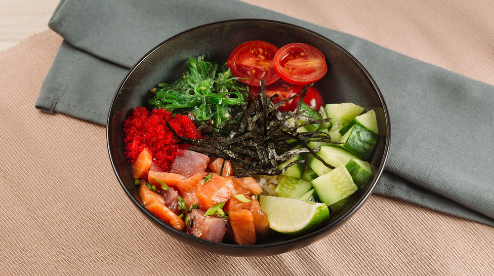 Поке Микс лосось-тунец