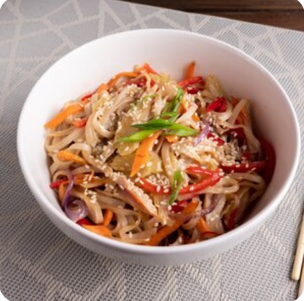 Wok с лососем