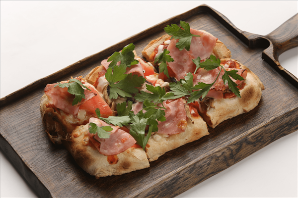 Ветчина с грибами Римская Пицца