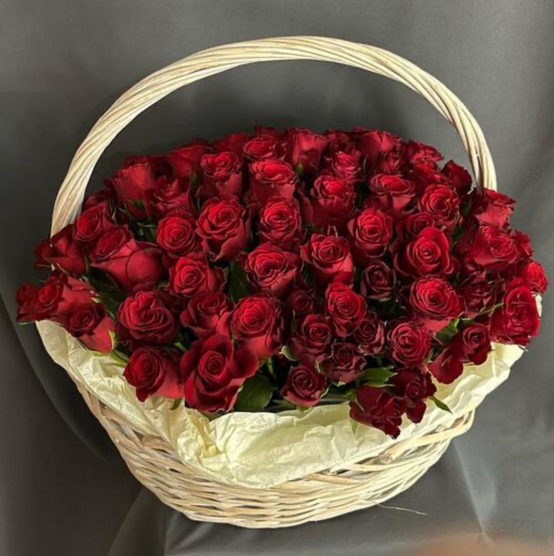 Корзина роз