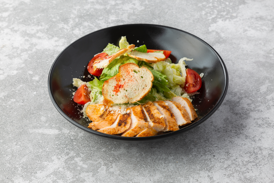 Цезарь с курицей