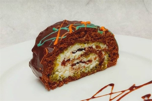 Рулет "Фисташка-шоколад"