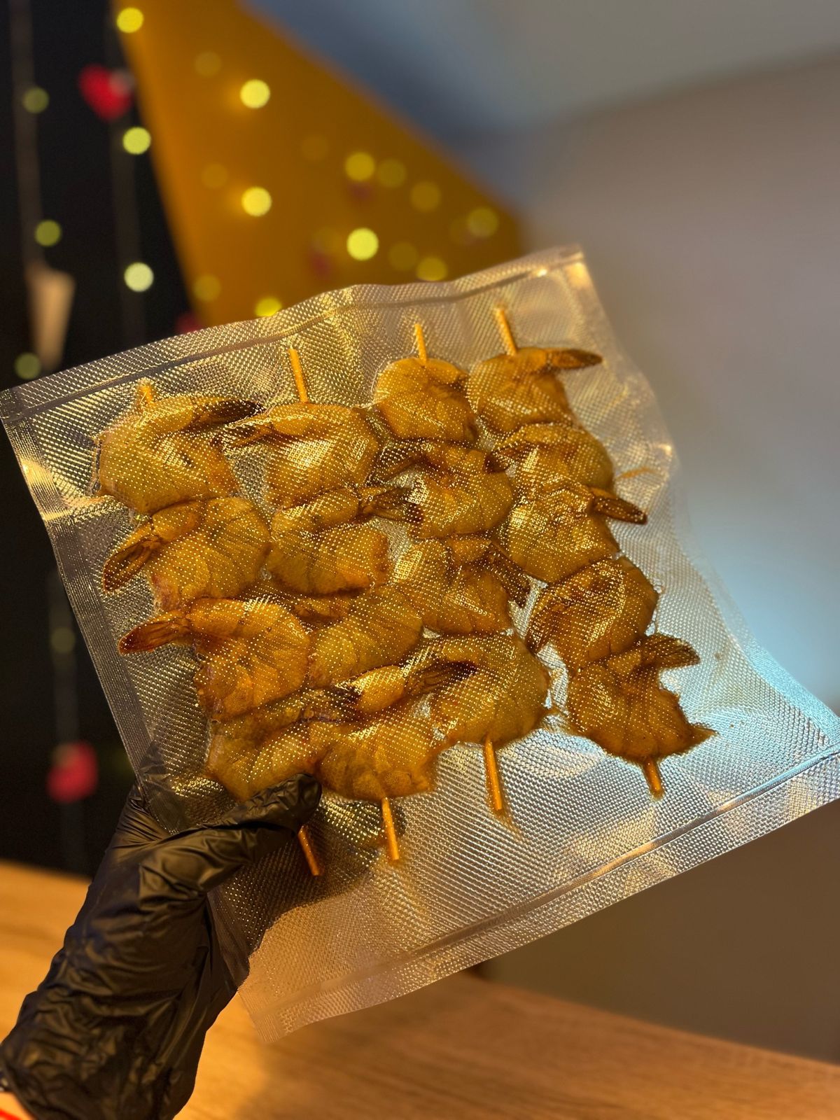 Шашлычок из креветок по-тайски