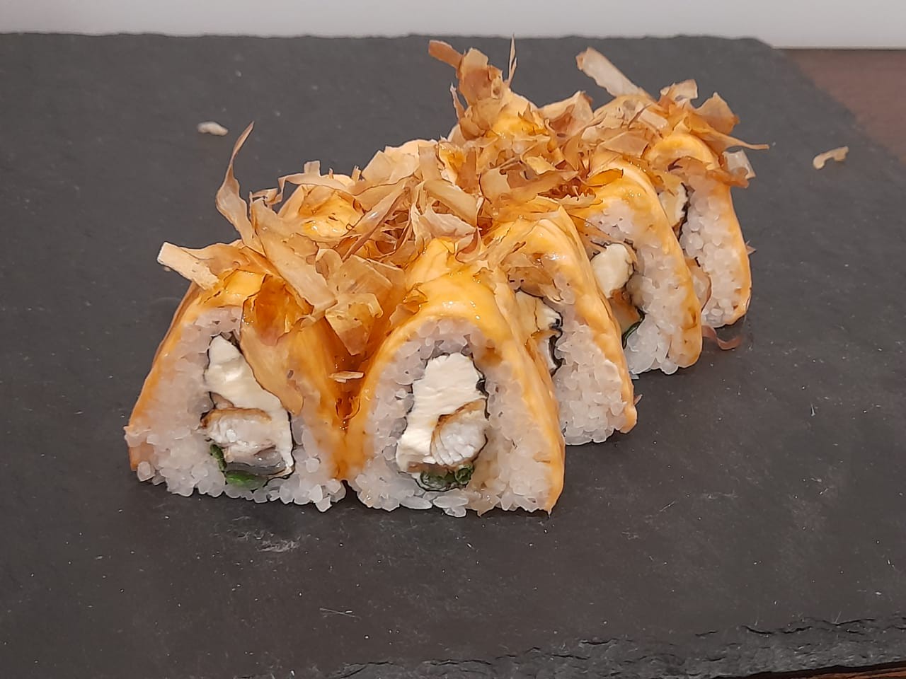 Унаги-чеддер