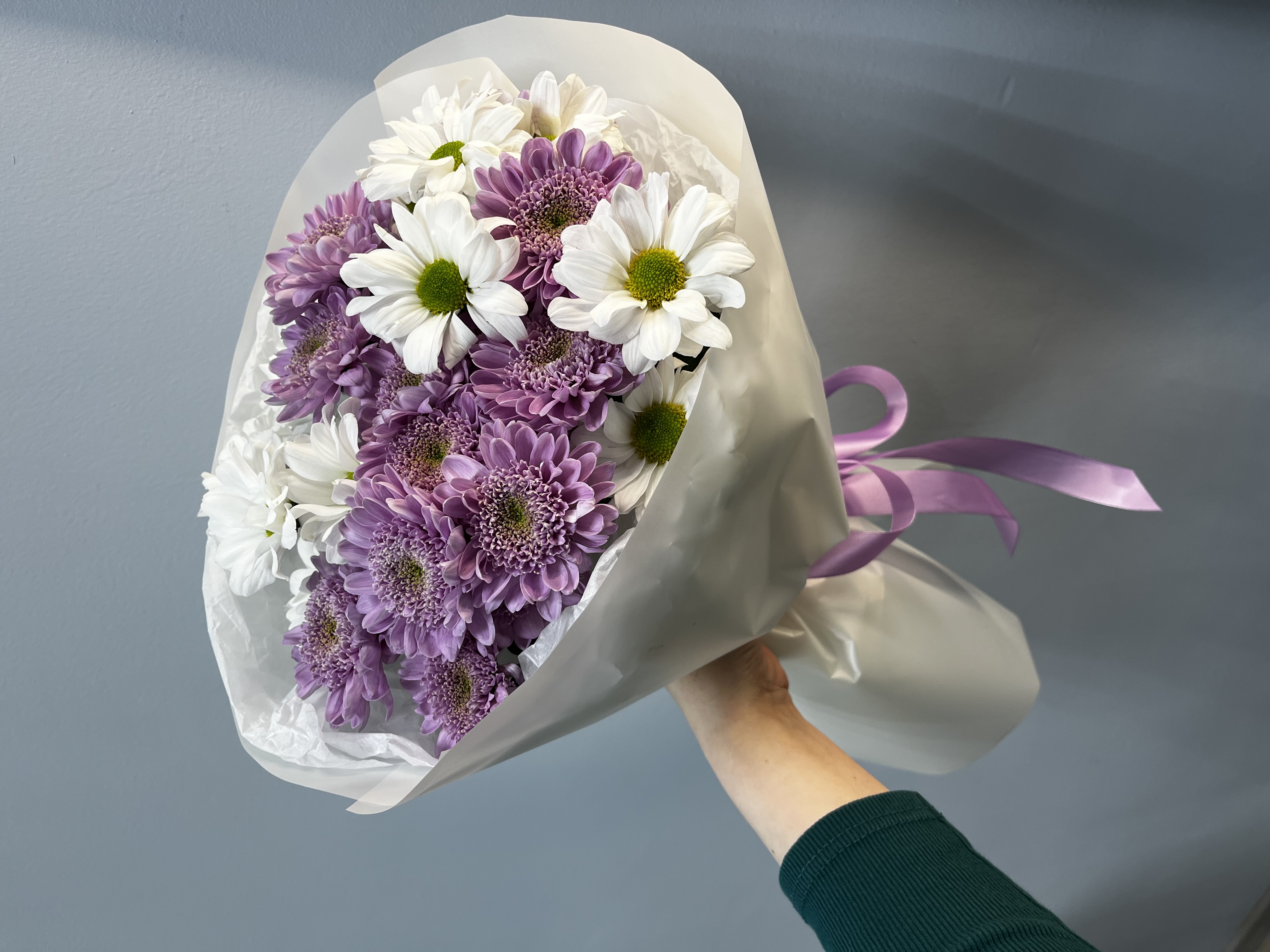 Лавандовое белые ромашки