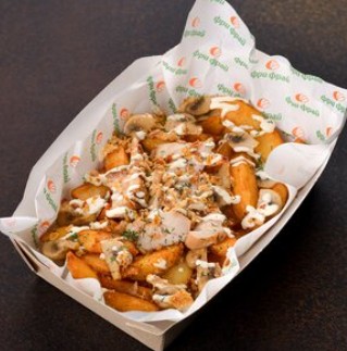 Картофель по-деревенски с курицей и грибами